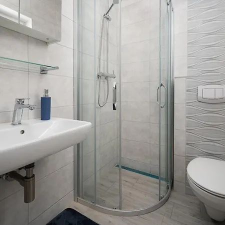 Zatoka Fok - Zjezdzalnia Dmuchana Apartament